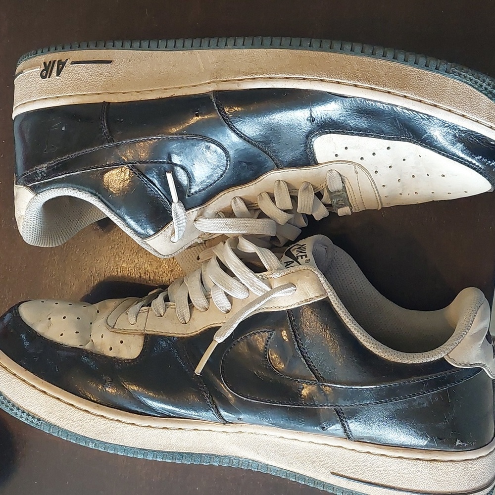 Air force one fixers patient leather sides??